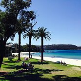 Chic 1-bed Apartment by Balmoral Beach