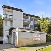 Bright 2-bed Apartment Near Narrabeen Beach