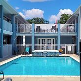 Cypress Cove 103 - Beautiful 1 Bedroom 1 Bath Beachfront Condo in Bilo