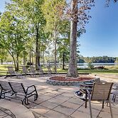 Lake Murray Retreat w/ Private Dock & Water Views!