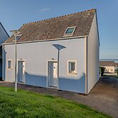 Cosy Seaside House With Private Pool
