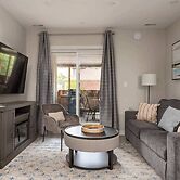 Elegant Suite w Patio, BBQ Grill!