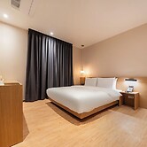 HOTEL 23C