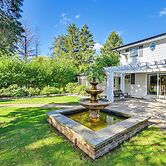 Private Pool & Home Theater: Buchanan Family Home!