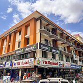 Shri Amman Residency