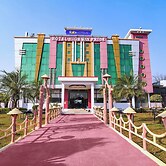 Fabhotel Highway Pride