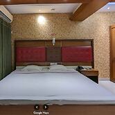 Red Roof Inn Hotel and RestaurantComilla