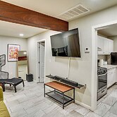 Explore LA & Long Beach: Compton Condo w/ Patio