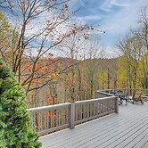Walk to Slopes: Mars Hill Resort-style Mtn Chalet