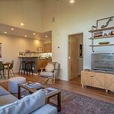 2bd, 2BA Ketchum Condo Newly Remodeled & Central