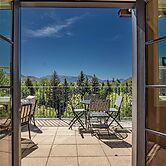 Chateau Du Soleil- Luxury Home Near Ski Lifts & Downtown Ketchum!