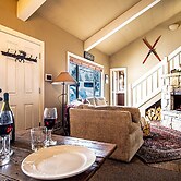 3BD Downtown Ketchum Ski Condo - Near Ski Lifts