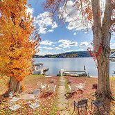 All-season Getaway on Lake Winola: Dock & Sunroom!