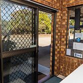 Benaraby Hilltop Motor Inn