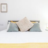 Modern 2BR Apartment with Water Views