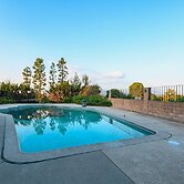 Luxury Hilltop Designer House w Pool Great Views