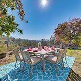 Scenic Yosemite Lakes Escape w/ Community Perks!