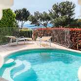 House in Cote D'azur With Private Pool