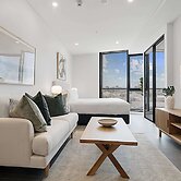 Modern Studio in Fremantle With Stunning Rooftop