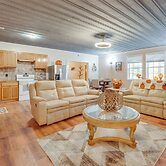 Cozy Couples Escape w/ Patio in Northwest Georgia