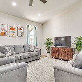 Hike & Ski! Home w/ Dog-friendly Yard in Eagar