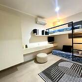 Suite Room by Echa at Alesha House