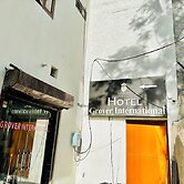 Grover international hotel