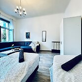 Peaceful 2BR Stay Well Connected