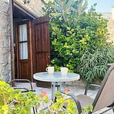 Traditional Cozy Retreat