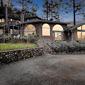 Adventure Alexander Valley Lodge With Pool & Hot Tub 6 Bedroom Villa