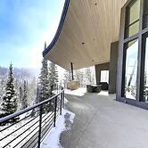 The Colony Walk To Slopes, Hot Tub, Parking KBM Resorts Walk to Slopes
