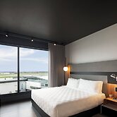 Alt Hotel Ottawa Airport