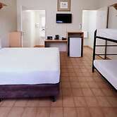 Outback Lodge