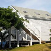 Cottages at Pete's Pub