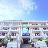 Hotel Park Prime with Swimming Pool