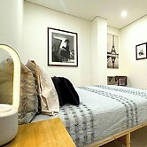 Metawisebnb 2BR Industrial Charm in Petersham