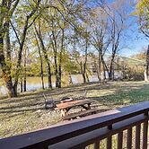 Cabin Along Rough River! Views, Fire Pit & Grill