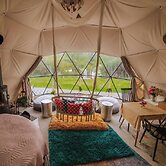 Romantic Lakeview Dome