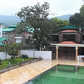 Velvet County Resort