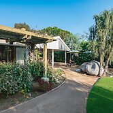 Bright Family Getaway Large Backyard Oasis Patio