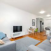 Prickly Pear Stays in Adamstown, 1-br