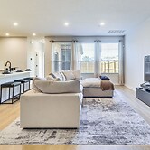 < 2 Mi Kalahari & Dell Diamond! Modern Townhome