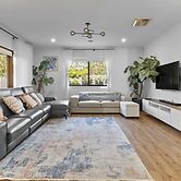 Family Escape With Private Courtyard