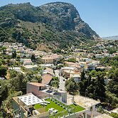 Stefanakos House