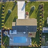 4BR Open Concept · Sunset View · Pool & Near Ocean