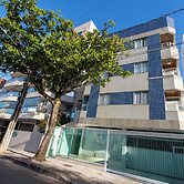 Apto Pet Friendly com Garagem na Enseada Azul