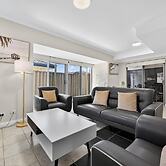 3-bedroom Escape With Outdoor Living Area