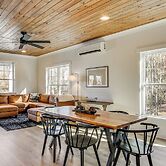 Unplugged Getaway on Lake Secession! Home w/ Dock