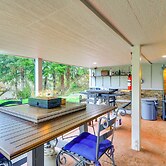 Peaceful Patio View! Waterfront Puget Sound Unit