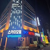 Sky Motel